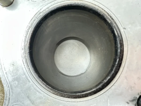 Pièce piece moto d'occasion authentique et vérifiée - Qualité garantie par Dratom Parts