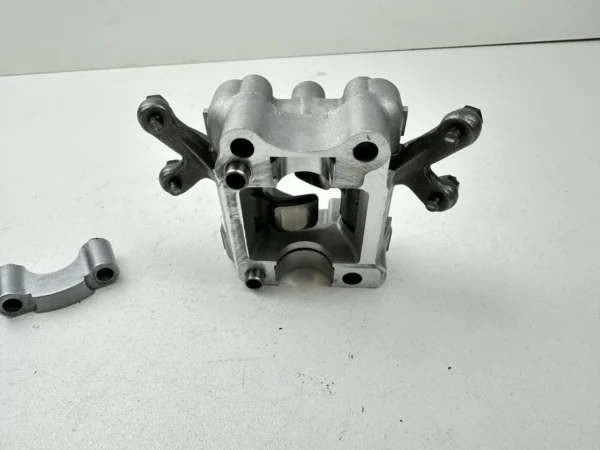 Pièce piece moto d'occasion authentique et vérifiée - Qualité garantie par Dratom Parts