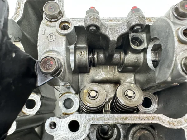 Pièce piece moto d'occasion authentique et vérifiée - Qualité garantie par Dratom Parts