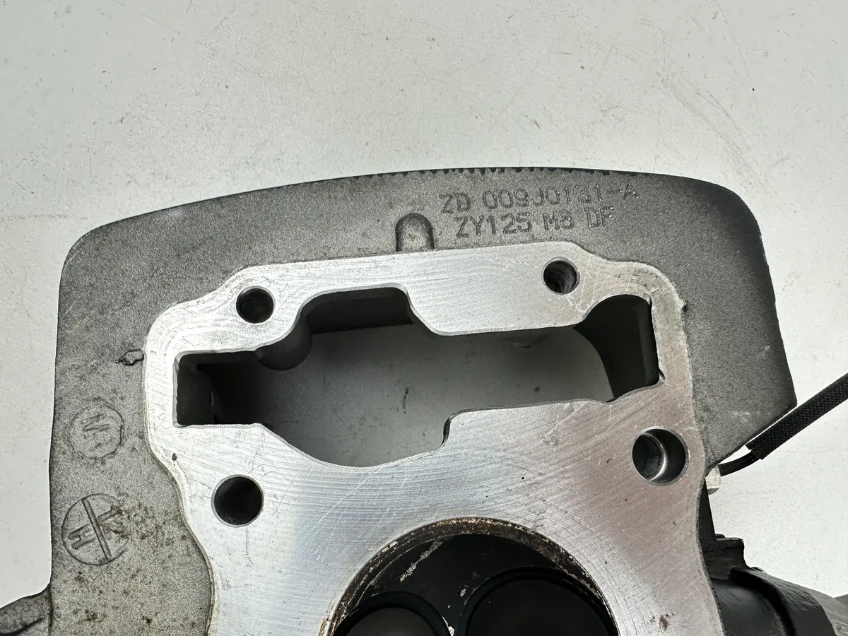 Dratom Parts piece moto 21 28 Pièce moto piece moto occasion premium sélectionnée par expert - Boutique Dratom Parts