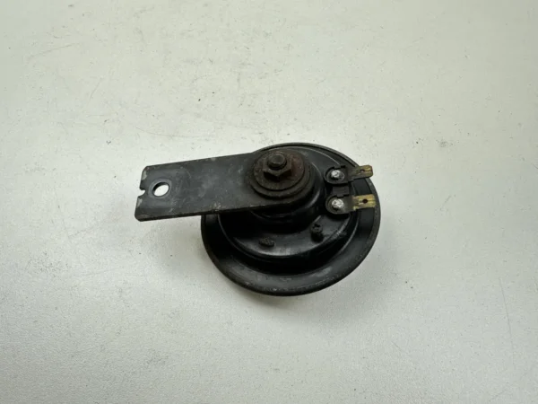 Composant piece moto d'occasion certifié en excellent état - Vendeur professionnel Dratom Parts