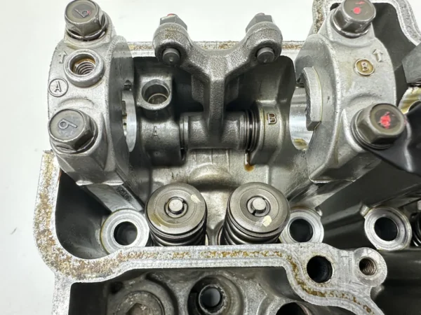 Composant piece moto d'occasion certifié en excellent état - Vendeur professionnel Dratom Parts