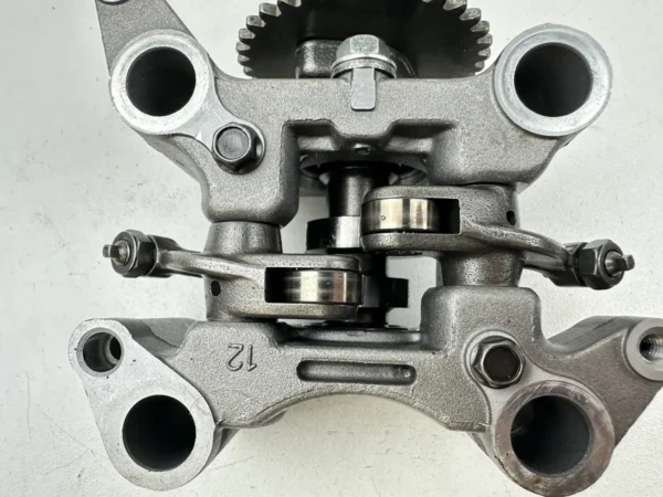 Pièce détachée piece moto d'origine contrôlée et testée - En stock chez Dratom Parts