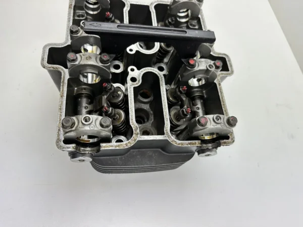Pièce piece moto d'occasion authentique et vérifiée - Qualité garantie par Dratom Parts