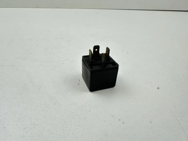 Pièce détachée piece moto d'origine contrôlée et testée - En stock chez Dratom Parts