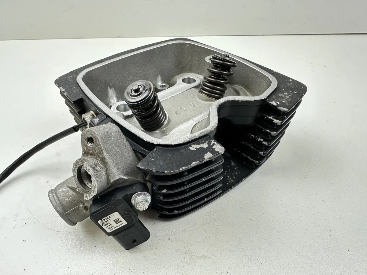 Dratom Parts piece moto 26 28 Pièce détachée piece moto d'origine contrôlée et testée - En stock chez Dratom Parts