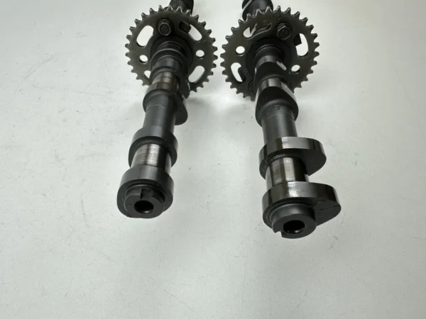 Pièce piece moto d'occasion authentique et vérifiée - Qualité garantie par Dratom Parts