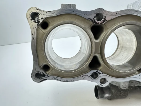 Pièce piece moto d'occasion authentique et vérifiée - Qualité garantie par Dratom Parts