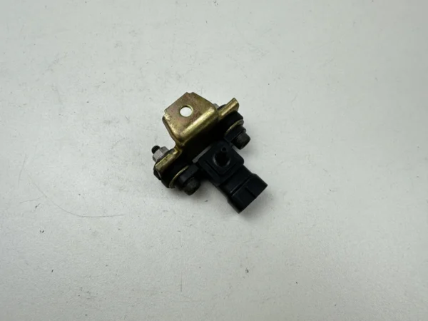 Pièce détachée piece moto d'origine contrôlée et testée - En stock chez Dratom Parts