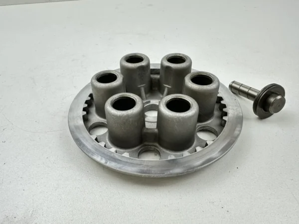 Pièce piece moto d'occasion authentique et vérifiée - Qualité garantie par Dratom Parts