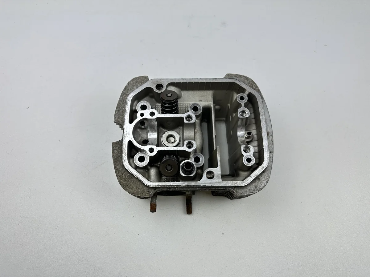 Dratom Parts piece moto 38 4 Pièce moto piece moto occasion premium sélectionnée par expert - Boutique Dratom Parts