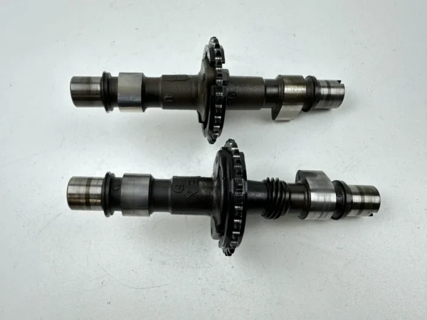 Pièce piece moto d'occasion authentique et vérifiée - Qualité garantie par Dratom Parts