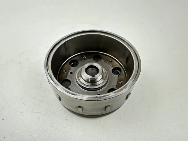 Composant piece moto d'occasion certifié en excellent état - Vendeur professionnel Dratom Parts