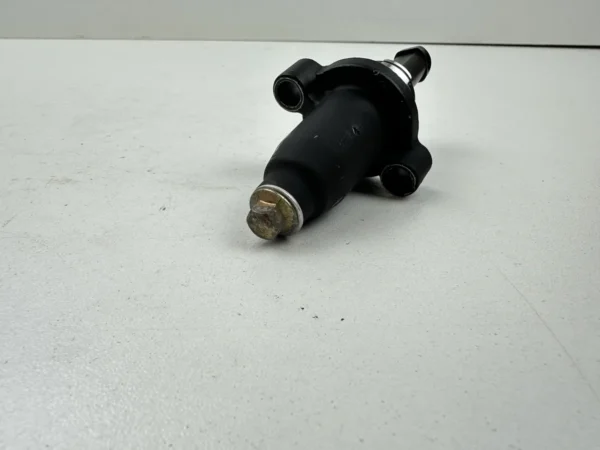 Pièce détachée piece moto d'origine contrôlée et testée - En stock chez Dratom Parts