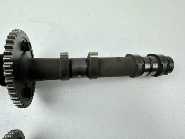 Pièce détachée piece moto d'origine contrôlée et testée - En stock chez Dratom Parts