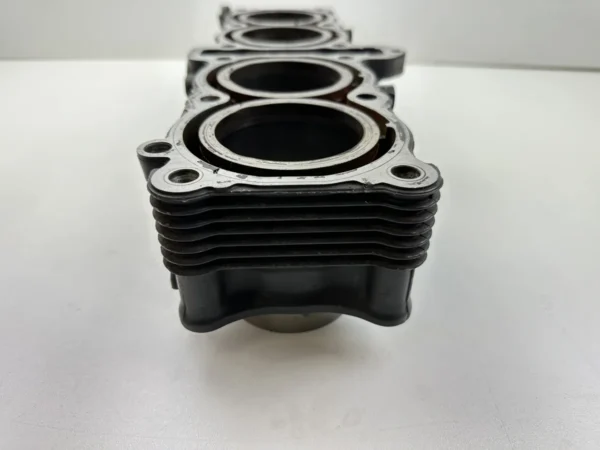 Pièce détachée piece moto d'origine contrôlée et testée - En stock chez Dratom Parts