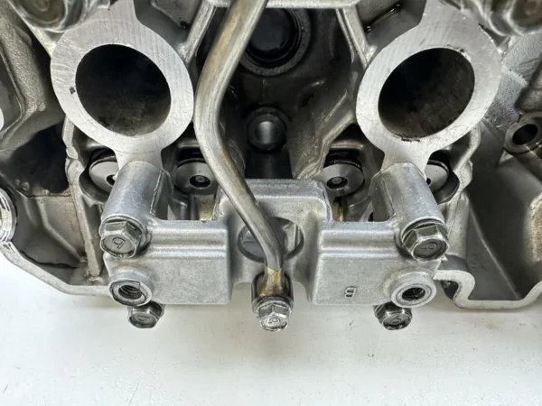 Pièce détachée piece moto d'origine contrôlée et testée - En stock chez Dratom Parts