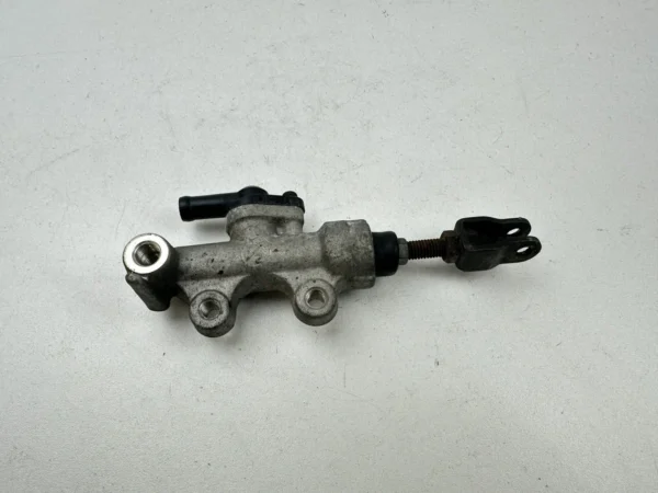Composant piece moto d'occasion certifié en excellent état - Vendeur professionnel Dratom Parts