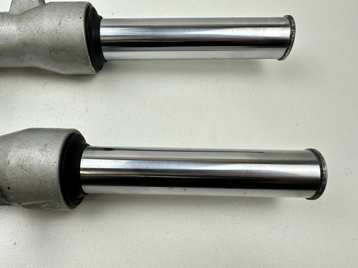 Dratom Parts piece moto 01 48 Pièce moto piece moto occasion premium sélectionnée par expert - Boutique Dratom Parts