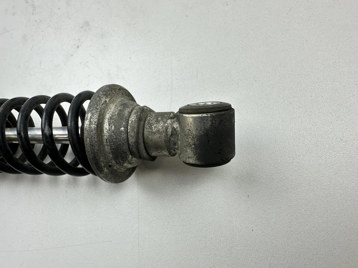 Dratom Parts piece moto 09 25 Pièce piece moto d'occasion authentique et vérifiée - Qualité garantie par Dratom Parts