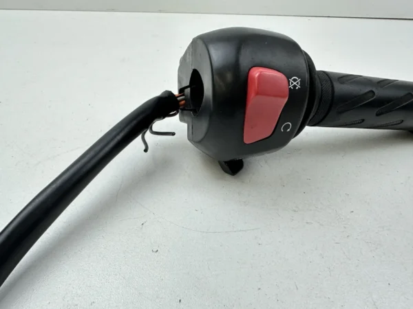 Pièce piece moto d'occasion authentique et vérifiée - Qualité garantie par Dratom Parts