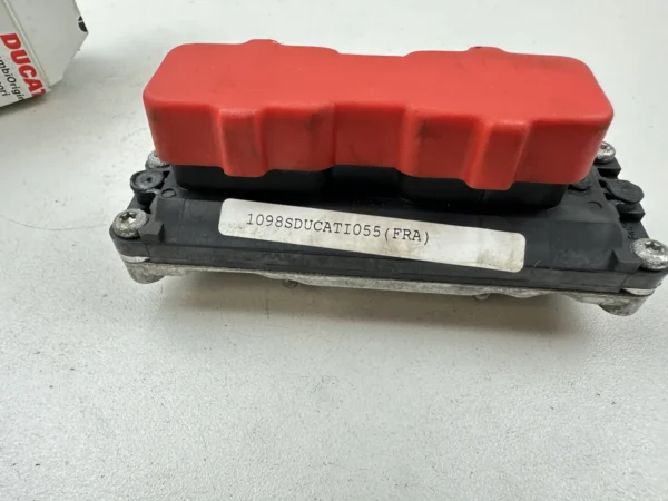 Pièce piece moto d'occasion authentique et vérifiée - Qualité garantie par Dratom Parts