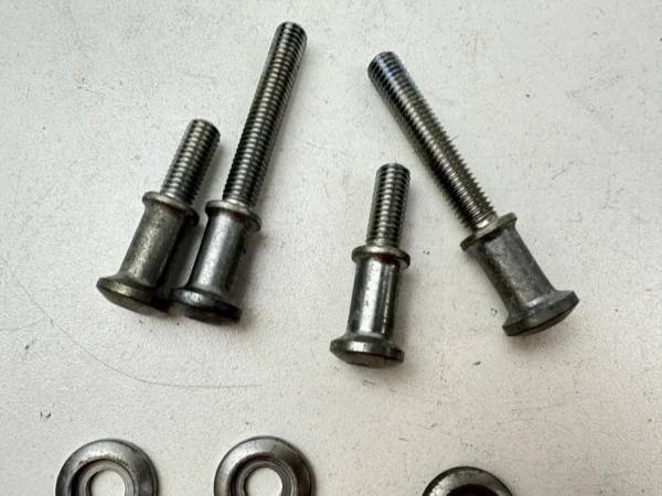 Pièce détachée piece moto d'origine contrôlée et testée - En stock chez Dratom Parts