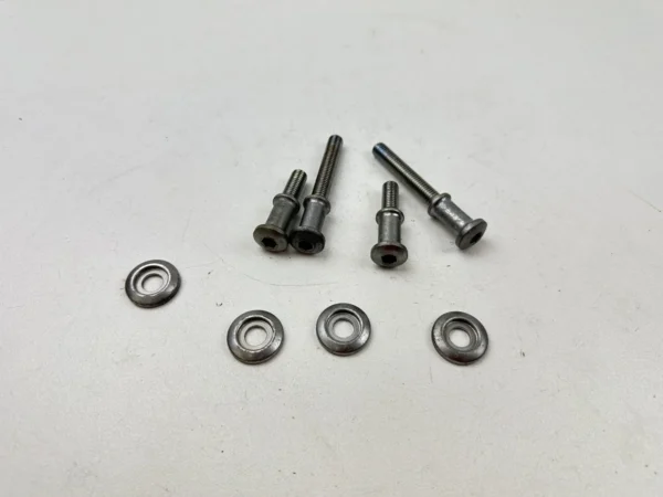 Composant piece moto d'occasion certifié en excellent état - Vendeur professionnel Dratom Parts