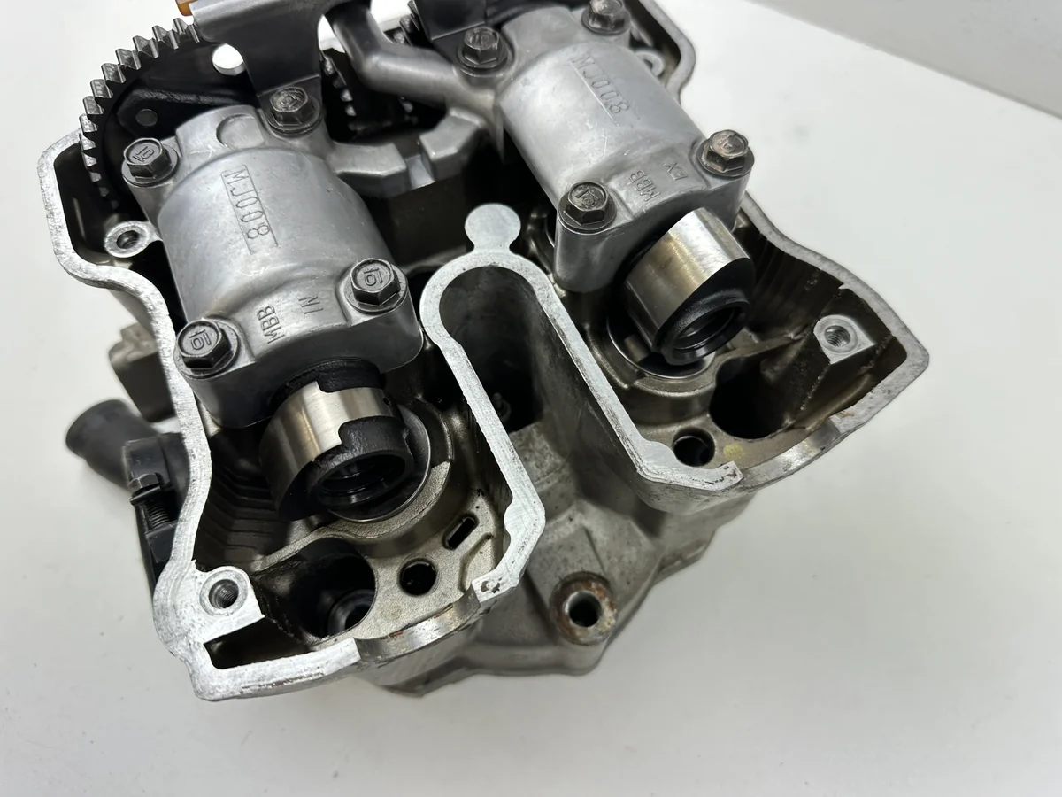 Dratom Parts piece moto 22 42 Pièce piece moto d'occasion authentique et vérifiée - Qualité garantie par Dratom Parts