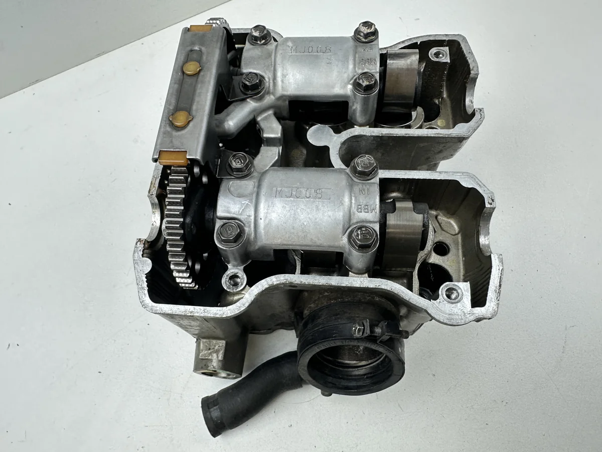 Dratom Parts piece moto 23 41 Pièce détachée piece moto d'origine contrôlée et testée - En stock chez Dratom Parts