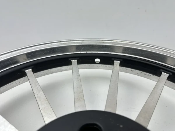 Pièce piece moto d'occasion authentique et vérifiée - Qualité garantie par Dratom Parts