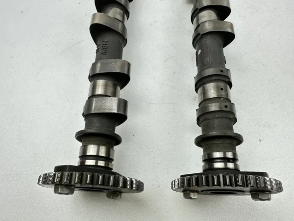 Pièce détachée piece moto d'origine contrôlée et testée - En stock chez Dratom Parts