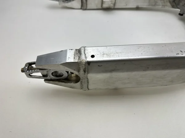 Pièce piece moto d'occasion authentique et vérifiée - Qualité garantie par Dratom Parts