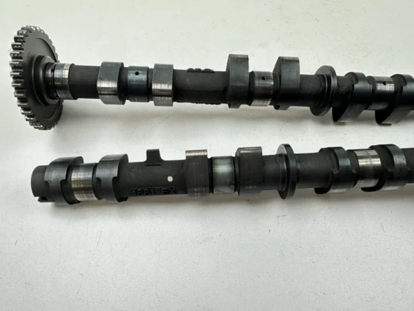 Pièce détachée piece moto d'origine contrôlée et testée - En stock chez Dratom Parts
