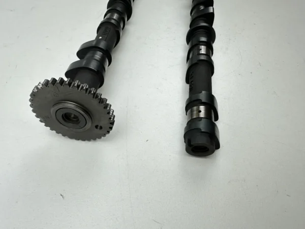 Pièce piece moto d'occasion authentique et vérifiée - Qualité garantie par Dratom Parts