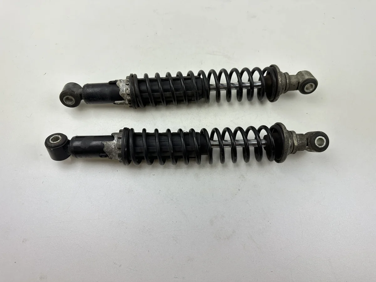 Dratom Parts piece moto 32 23 Pièce piece moto d'occasion authentique et vérifiée - Qualité garantie par Dratom Parts