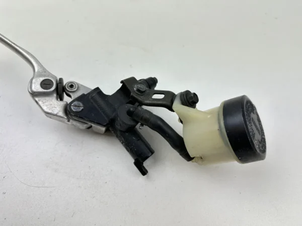 Pièce piece moto d'occasion authentique et vérifiée - Qualité garantie par Dratom Parts