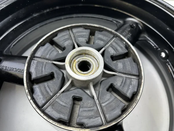 Composant piece moto d'occasion certifié en excellent état - Vendeur professionnel Dratom Parts