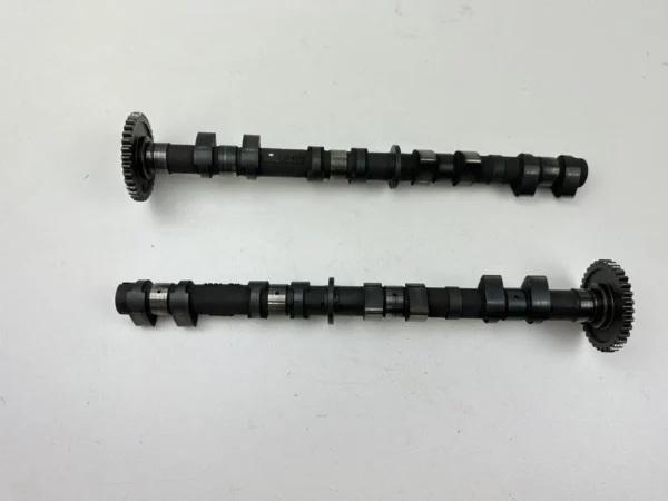Pièce détachée piece moto d'origine contrôlée et testée - En stock chez Dratom Parts