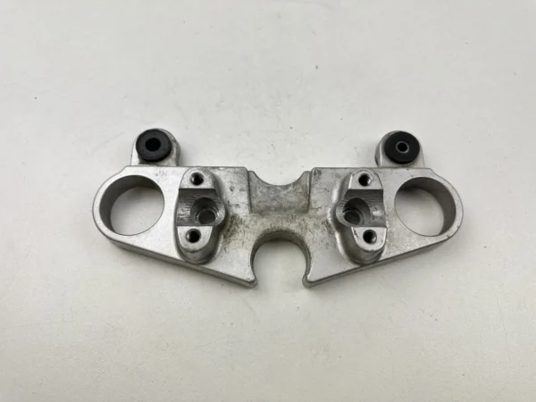 Composant piece moto d'occasion certifié en excellent état - Vendeur professionnel Dratom Parts