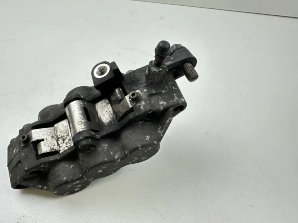 Pièce détachée piece moto d'origine contrôlée et testée - En stock chez Dratom Parts