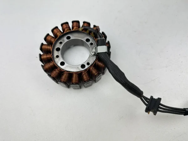 Pièce piece moto d'occasion authentique et vérifiée - Qualité garantie par Dratom Parts