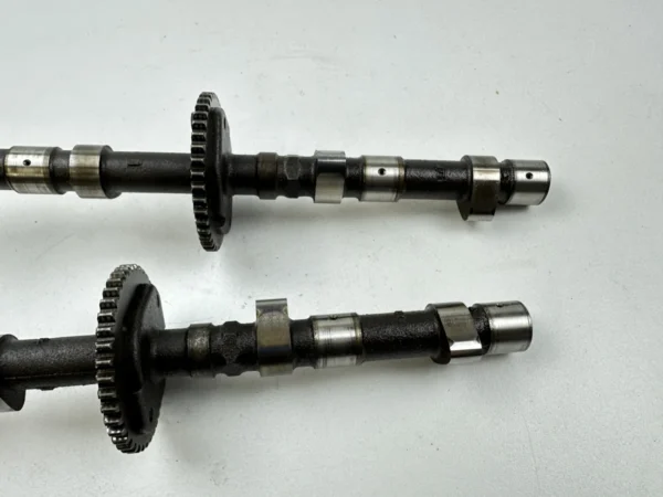 Pièce détachée piece moto d'origine contrôlée et testée - En stock chez Dratom Parts