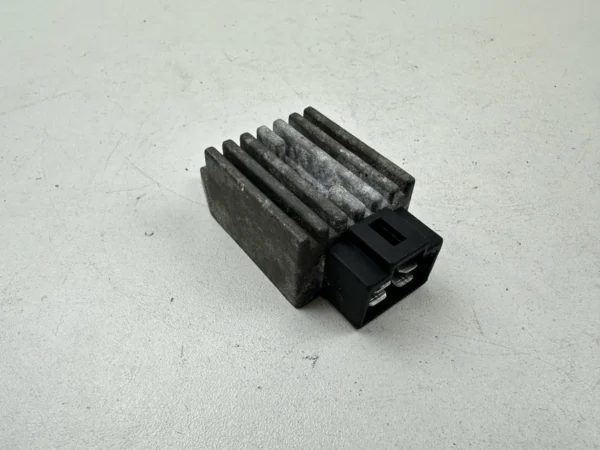 Pièce piece moto d'occasion authentique et vérifiée - Qualité garantie par Dratom Parts