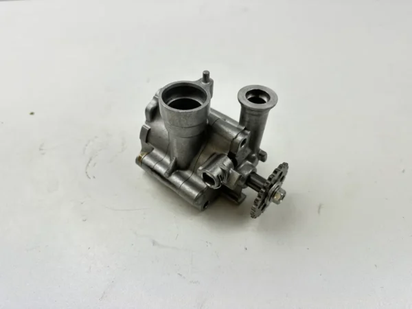 Composant piece moto d'occasion certifié en excellent état - Vendeur professionnel Dratom Parts