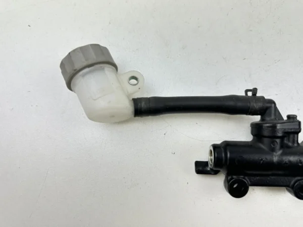 Pièce piece moto d'occasion authentique et vérifiée - Qualité garantie par Dratom Parts