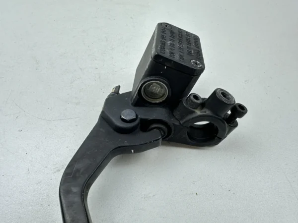 Pièce piece moto d'occasion authentique et vérifiée - Qualité garantie par Dratom Parts