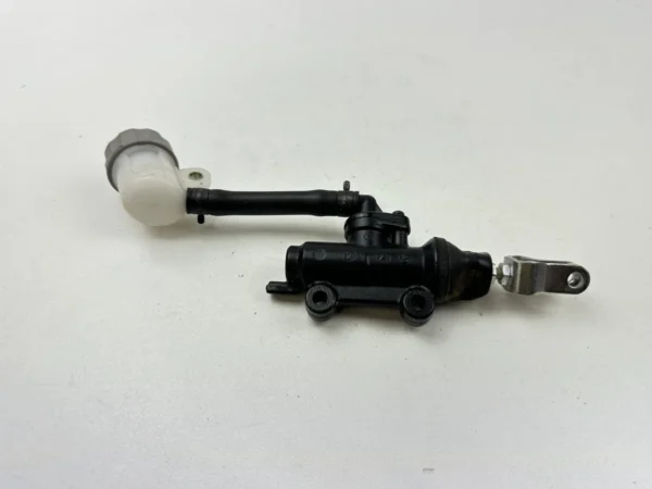 Pièce détachée piece moto d'origine contrôlée et testée - En stock chez Dratom Parts