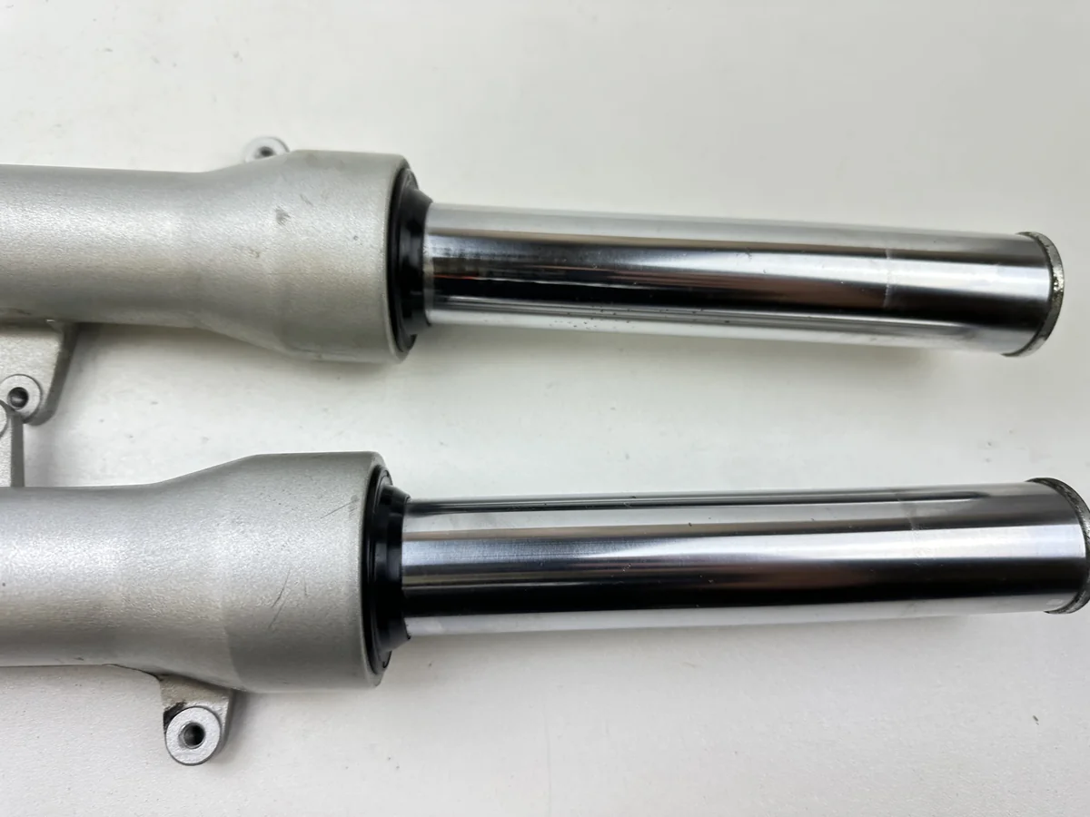 Dratom Parts piece moto 08 5 Pièce détachée piece moto d'origine contrôlée et testée - En stock chez Dratom Parts