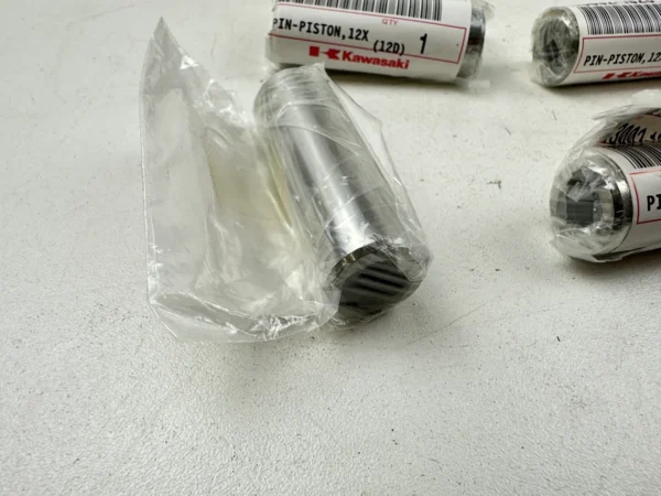 Pièce détachée piece moto d'origine contrôlée et testée - En stock chez Dratom Parts